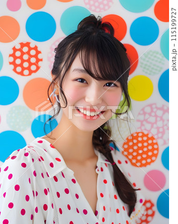 水玉と日本人女性のファッションポートレート 水玉と日本人女性のファッションポートレート 115199727