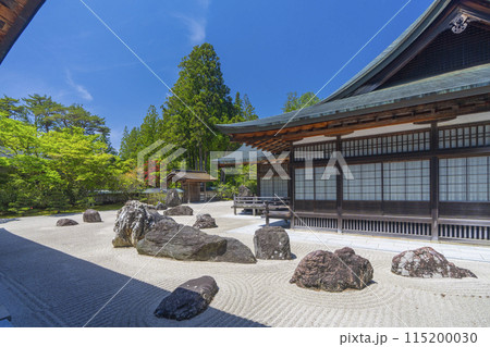 高野山金剛峯寺 奥殿の前に広がる蟠龍庭 高野山金剛峯寺 奥殿の前に広がる蟠龍庭 115200030