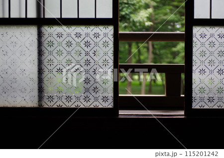 古い日本家屋の風景 378025 古い日本家屋の風景 378025 115201242