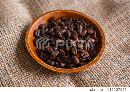 スマトラ島 ベルゲンダール地区 スマトラ式/インドネシア スマトラ島 ベルゲンダール地区 スマトラ式/インドネシア 115207925