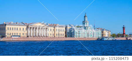Saint-Petersburg cityscape with Neva river coast 115208473