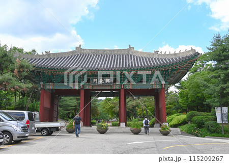 韓国ソウルの5大古宮・慶熙宮（キョンヒグン）入口【鍾路区】 115209267