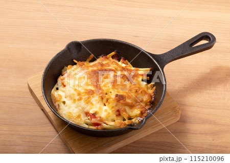 新じゃがいものチーズ焼き 115210096