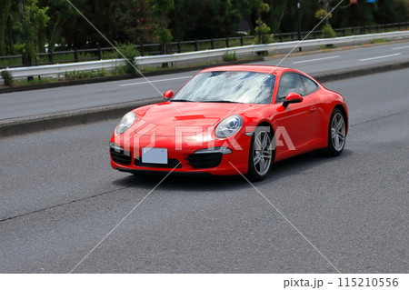 赤いスポーツカー イメージ 赤いスポーツカー イメージ 115210556
