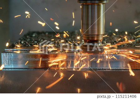 The burning chip from wear cutting tools on CNC milling machine. The burning chip from wear cutting tools on CNC milling machine. 115211406