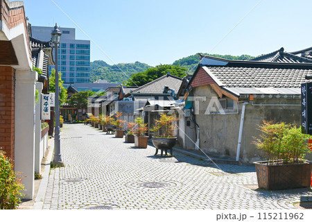 全州韓屋村の風景【韓国/全州市】 全州韓屋村の風景【韓国/全州市】 115211962