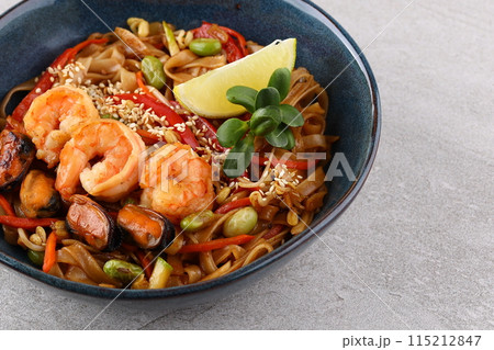 Apetite rice noodles with shrimp Apetite rice noodles with shrimp 115212847