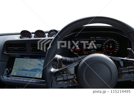 スポーツカーの運転席のメーターパネルに様々な情報が表示されている状態（前方視界透明） 115214495