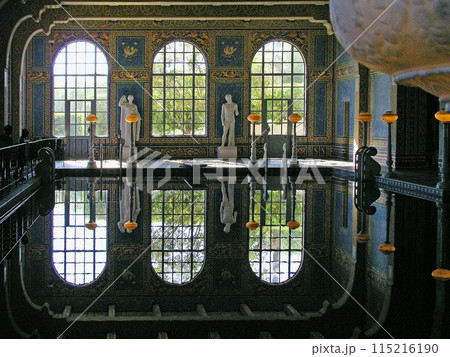 アメリカ合衆国 カリフォルニア州、 サンシメオン ハースト・キャッスル カーサ・グランデ 屋内プール アメリカ合衆国 カリフォルニア州、 サンシメオン ハースト・キャッスル カーサ・グランデ 屋内プール 115216190