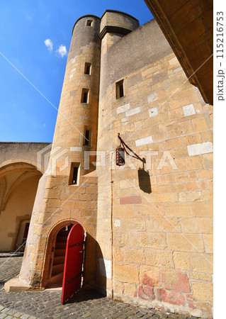 メッス、フランス。ドイツ人の門。2024年5月9日撮影。 115216753