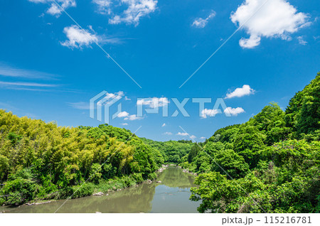 京都南部の渓流木津川 京都府南山城村 京都南部の渓流木津川 京都府南山城村 115216781