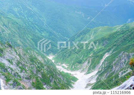 【山岳素材】夏の唐松岳・登山風景【長野県】 【山岳素材】夏の唐松岳・登山風景【長野県】 115216906