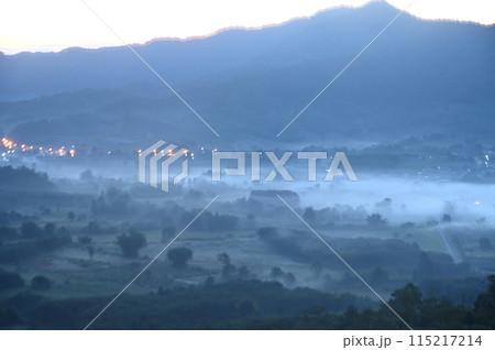 Phu Langka Forest Park is a mountain range with a beautiful sea of mist. And it is a popular place. In the morning it is surrounded by fog. Located at Phayao Province in Thailand. 115217214