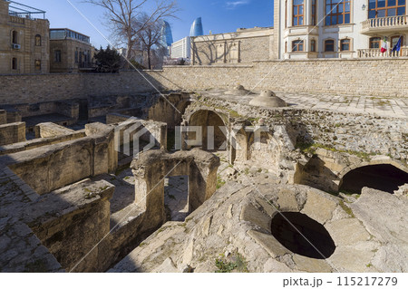 バクー・シルヴァンシャー宮殿の公衆浴場跡 / Baku, Azerbaijan バクー・シルヴァンシャー宮殿の公衆浴場跡 / Baku, Azerbaijan 115217279
