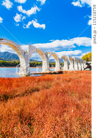 北海道 秋のタウシュベツ川橋梁 北海道 秋のタウシュベツ川橋梁 115218759