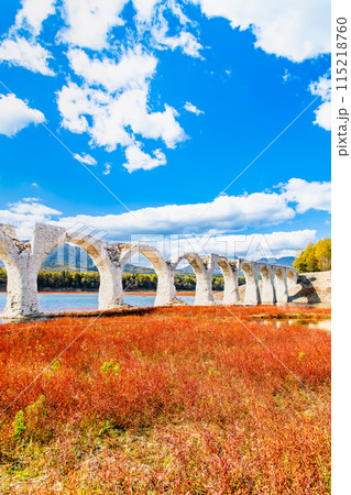 北海道 秋のタウシュベツ川橋梁 北海道 秋のタウシュベツ川橋梁 115218760