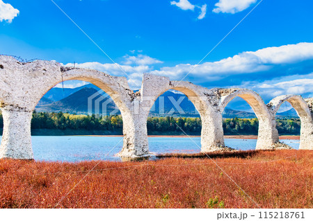 北海道 秋のタウシュベツ川橋梁 北海道 秋のタウシュベツ川橋梁 115218761