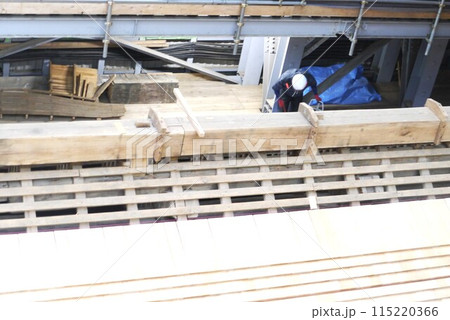 小雨の比叡山延暦寺人気なく 心静かに最澄を想う 小雨の比叡山延暦寺人気なく 心静かに最澄を想う 115220366