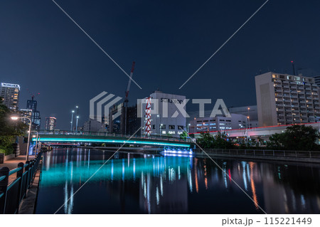 東京都港区潮彩橋の夜景 115221449