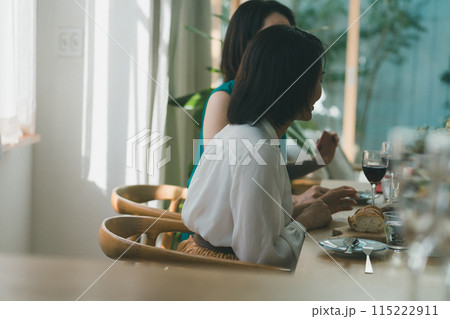 40代女性のおうち女子会 115222911