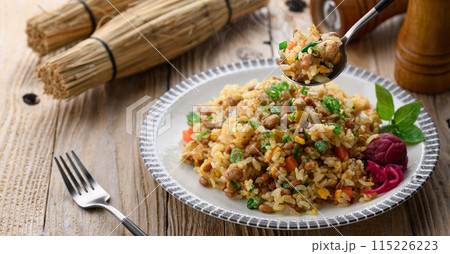 わら納豆を使った 納豆チャーハン ( 納豆の香ばしさが楽しめるアレンジ炒飯 ) わら納豆を使った 納豆チャーハン ( 納豆の香ばしさが楽しめるアレンジ炒飯 ) 115226223