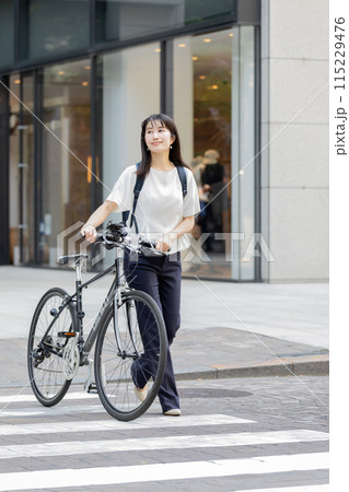 女性式自転車 基づく