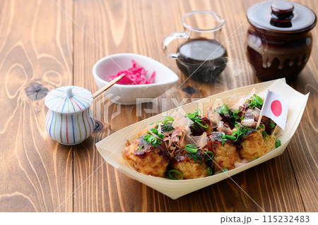 焼きたてあつあつのたこ焼き 焼きたてあつあつのたこ焼き 115232483
