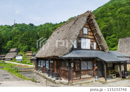 富山県　五箇山　相倉合掌造り集落　合掌造り民家　世界遺産 115233748