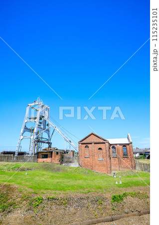 初夏の三池炭鉱宮原坑　福岡県大牟田市 115235101