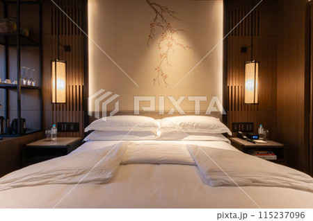 北海道 ニセコの高級リゾートホテル、東山ニセコビレッジ、リッツ・カールトン・リザーブの客室 115237096