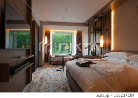 北海道 ニセコの高級リゾートホテル、東山ニセコビレッジ、リッツ・カールトン・リザーブの客室 北海道 ニセコの高級リゾートホテル、東山ニセコビレッジ、リッツ・カールトン・リザーブの客室 115237104