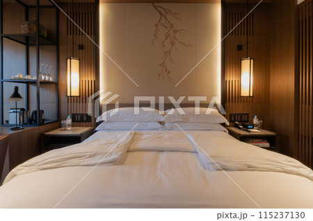 北海道 ニセコの高級リゾートホテル、東山ニセコビレッジ、リッツ・カールトン・リザーブの客室 115237130