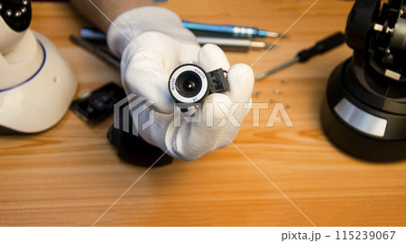 Remove the ip camera to repair cctv 115239067