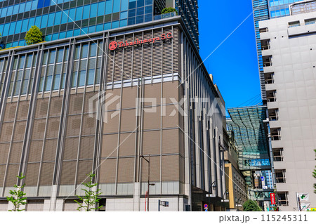 東京　中央区　日本橋の都市風景　日本橋高島屋S.C. 115245311