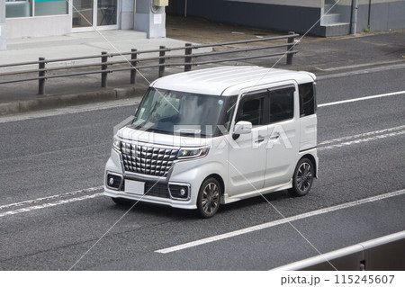 トールワゴン　2box乗用車　道路走行 115245607
