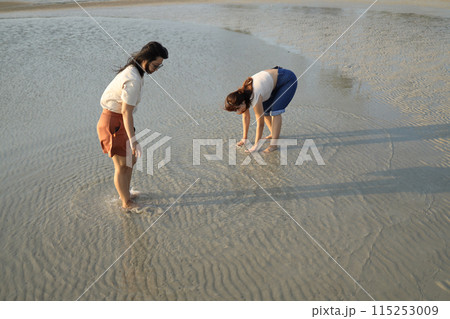 People in Nature People in Nature 115253009