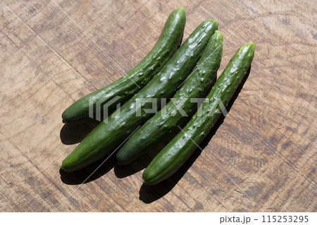 キュウリ キュウリ 115253295