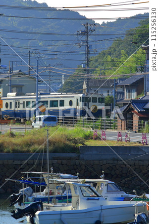 安浦町 (呉市) の街中を走る観光列車エトセトラ 安浦町 (呉市) の街中を走る観光列車エトセトラ 115256130
