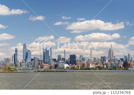 New York City skyline 115256768