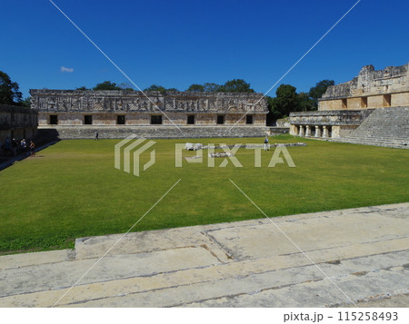 世界遺産　メキシコ合衆国　メリダ近郊　ウシュマル　7 115258493