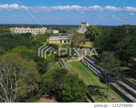世界遺産 メキシコ合衆国 メリダ近郊 ウシュマル 25 世界遺産 メキシコ合衆国 メリダ近郊 ウシュマル 25 115259090