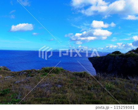 万座毛(沖縄県恩納村) 115259381