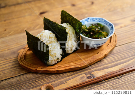実山椒ちりめんのおにぎり 実山椒ちりめんのおにぎり 115259811