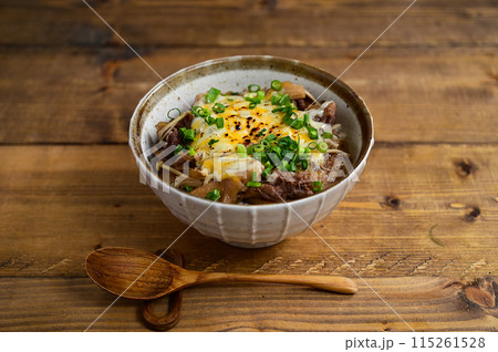 炙りチーズ牛丼 115261528