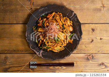 豚キムチ焼きそば 豚キムチ焼きそば 115261534