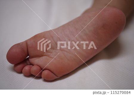 幼児 乳幼児 乳児 115270084