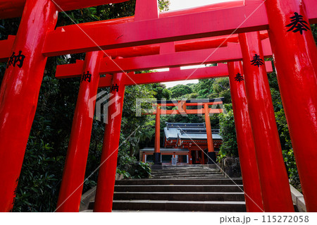 鵜戸稲荷神社（鵜戸神宮境内） 115272058