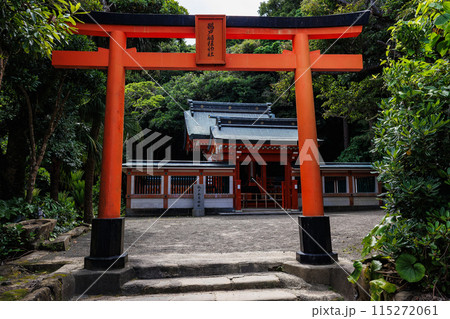 鵜戸稲荷神社(鵜戸神宮境内) 鵜戸稲荷神社(鵜戸神宮境内) 115272061