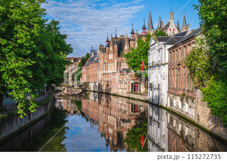 Scenery of the Dijver Canal in the historic center of Bruges, Belgium 115272735