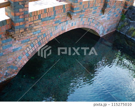 水面の橋 115275010